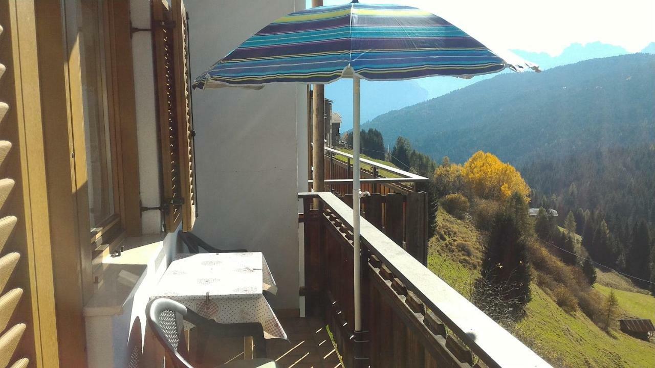 Balcone Sulle Dolomiti 2 Apartment Dosoledo Bagian luar foto